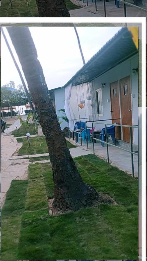 Shantaram Beach Huts アランボル エクステリア 写真