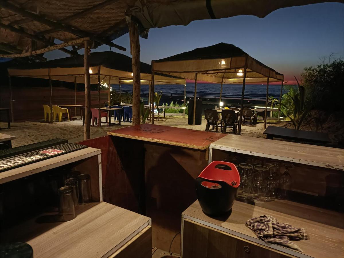 Shantaram Beach Huts アランボル エクステリア 写真
