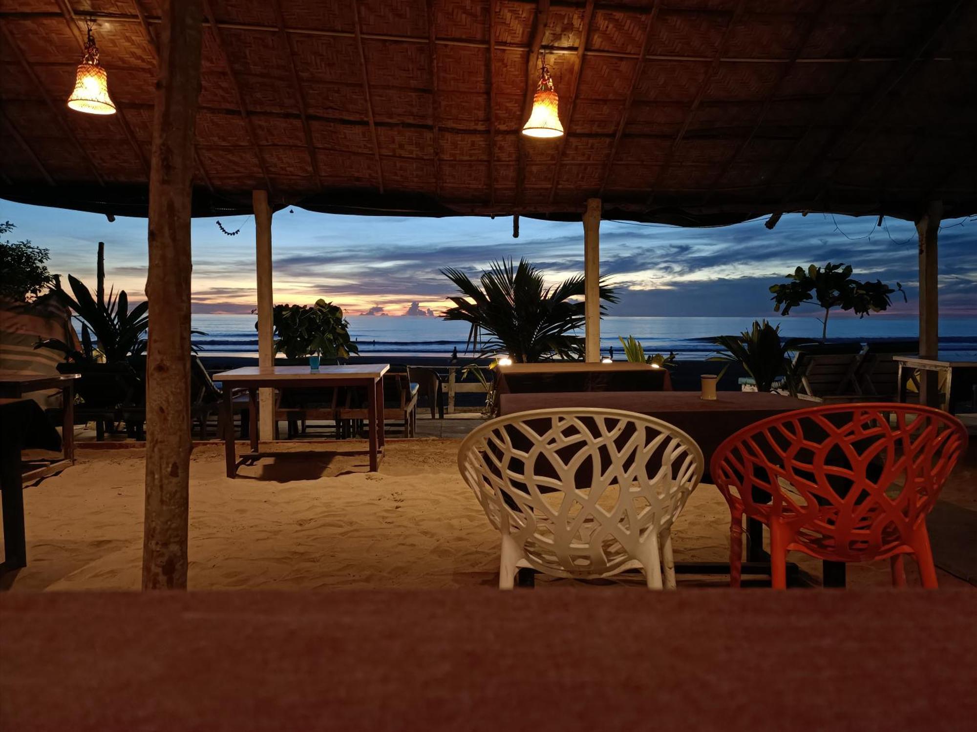 Shantaram Beach Huts アランボル エクステリア 写真